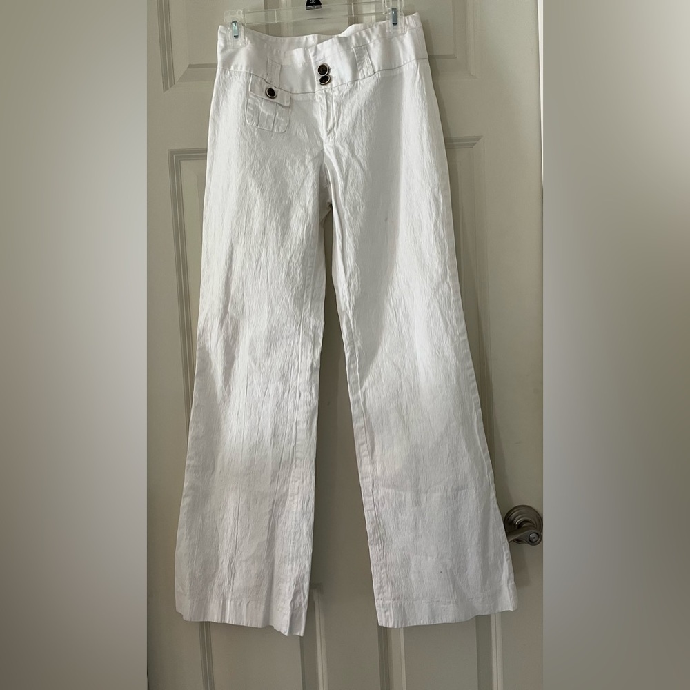 Women’s Banana Republic Jackson fit white wide leg pants, size 4